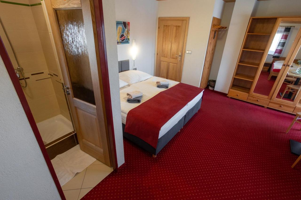 Wellness & Restaurant U Fandy Hotel Lhotka Kültér fotó