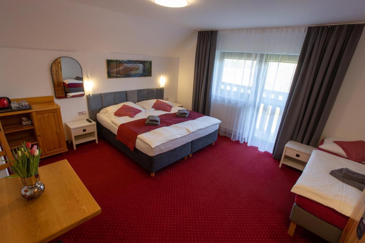 Wellness & Restaurant U Fandy Hotel Lhotka Kültér fotó